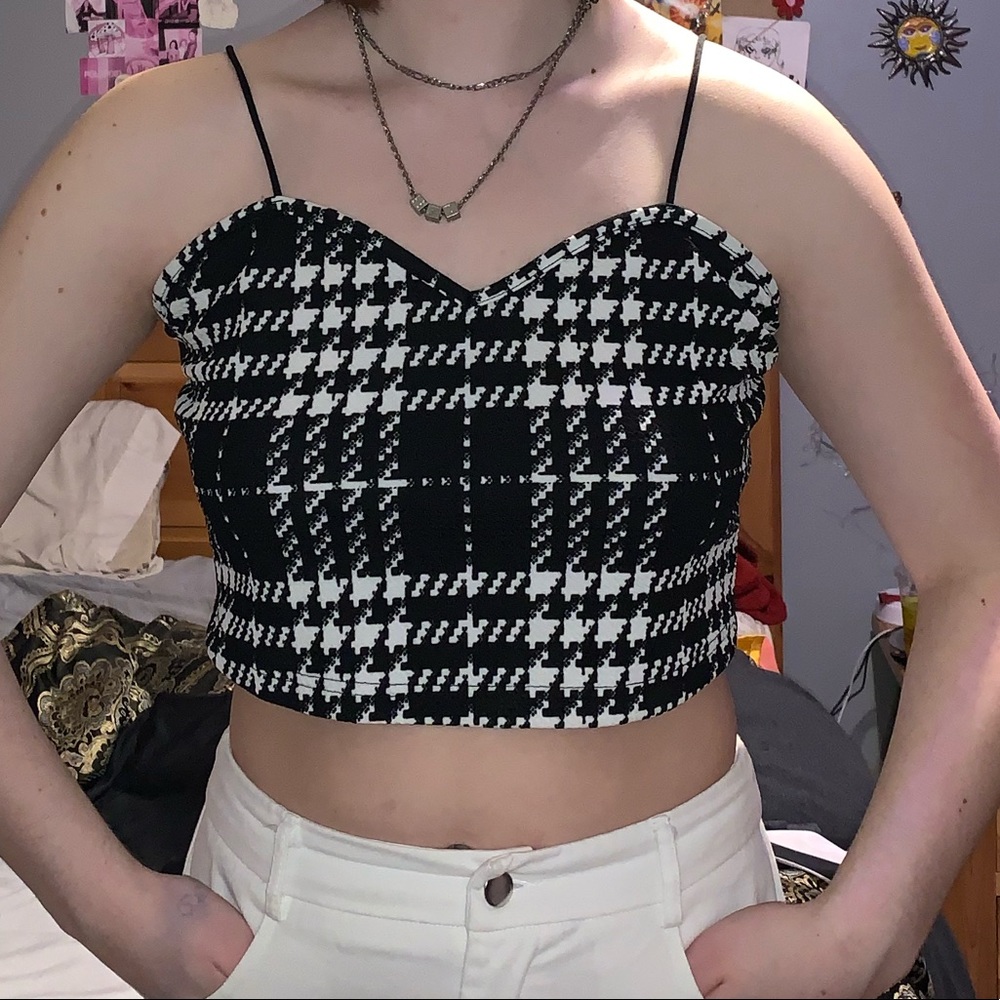 black and white chevron crop top tank top